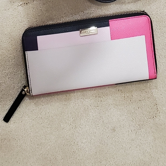 Kate Spade Color Block Wallet Limited Edition - Picture 4 of 4
